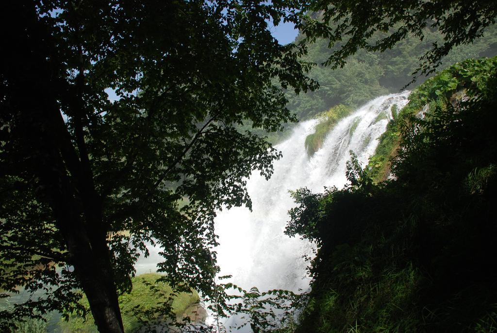 Il Paradiso nel Borgo Arrone Esterno foto