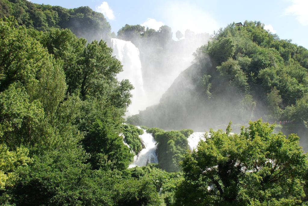 Il Paradiso nel Borgo Arrone Esterno foto
