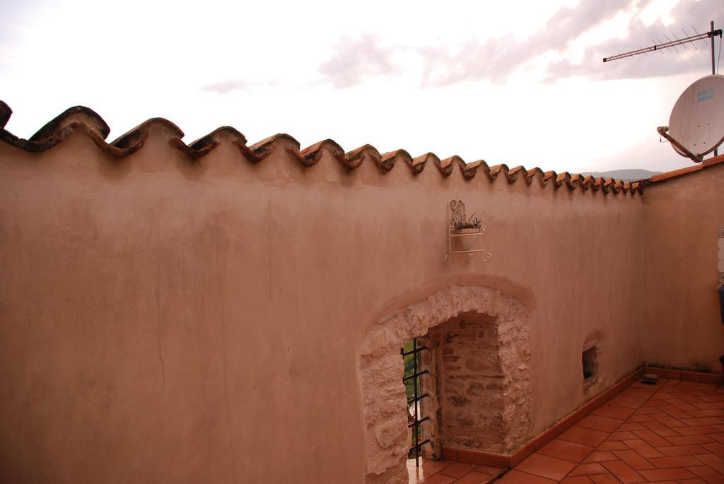 Il Paradiso nel Borgo Arrone Esterno foto